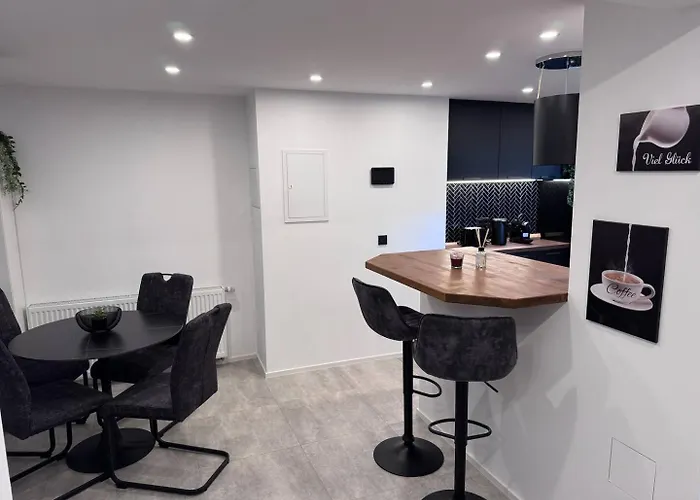 Kuerenzer Auszeit דירה טרייר